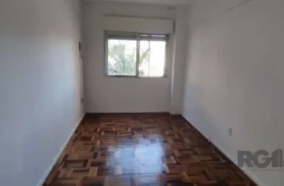 # apartamento desocupado 1 dormitório no centro histórico!