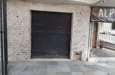 Loja na demétrio ribeiro, centro histórico, preço atrativo.