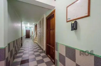 Vendo apartamento 01 dormitório no bairro centro histórico de porto alegre.