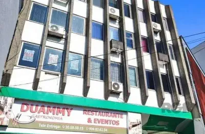 MÁFFER IMÓVEIS ALUGA Sala Comercial Mobiliada na Av. Cristóvão Colombo – Bairro