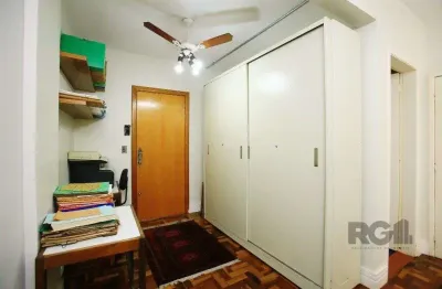 Sala comercial à venda na Rua Uruguai, 335, Centro Histórico, Porto Alegre