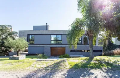 Casa em condomínio 4 dormitórios à venda teresópolis porto alegre/rs