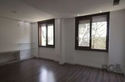 Apartamento com 3 quartos, 1 vaga e 67.88m² no bairro Cavalhada - Porto Alegre