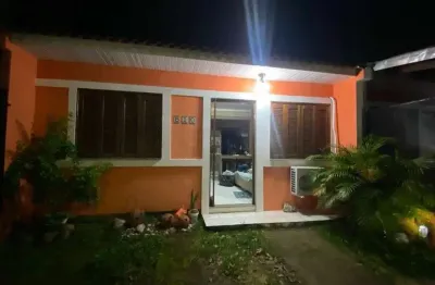 Casa com 2 quartos à venda na Rua Elaine Juchem Selistre, 510, Hípica, Porto Alegre