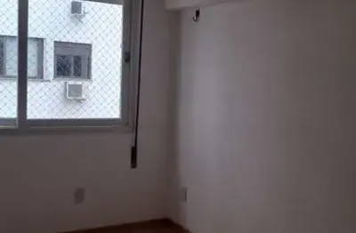Cobertura de 3 quartos, suíte e 1 vaga de garagem no bairro bom fim em poa/rs