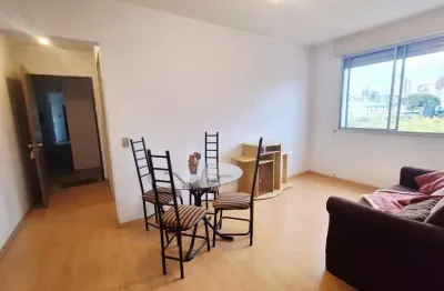 Excelente apartamento de 1 dormitório mobiliado , 1 vaga coberta, portaria , ele