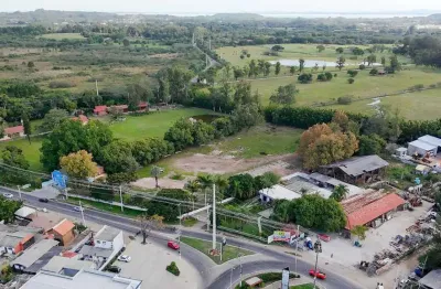 Terreno à venda na Avenida Edgar Pires de Castro, 4215, Chapéu do Sol, Porto Alegre