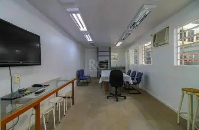 Casa comercial à venda na Rua Coronel Aparício Borges, 734, Glória, Porto Alegre