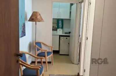 Sala comercial à venda na Rua Felipe Camarão, 736, Rio Branco, Porto Alegre
