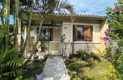 Casa com 2 quartos à venda na Rua Seno Antônio Cornely, 165, Hípica, Porto Alegre