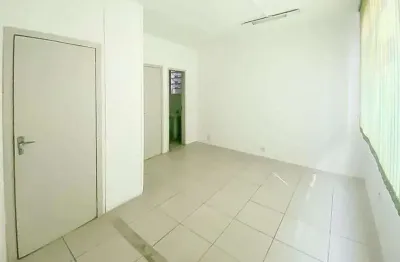 Sala comercial de 50m² para alugar, 4 salas divididas - centro histórico