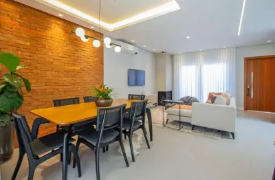 Casa em condominio, com espaçp e segurança para sua familia!