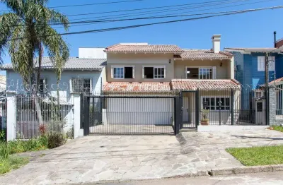 Casa com 4 quartos à venda na Avenida Cai, 865, Cristal, Porto Alegre