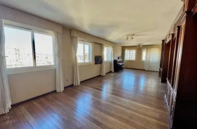 Vende-se apartamento com 3 quartos(1 suíte), 174m² e 2 vagas - bom fim