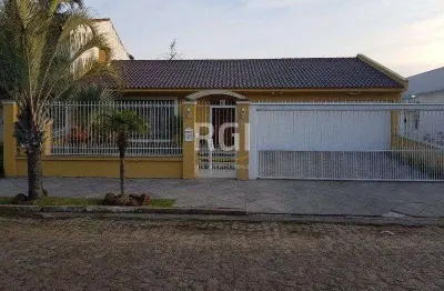 Casa para venda - 300m², 3 dormitórios, sendo 1 suites, 4 vagas - ipanema