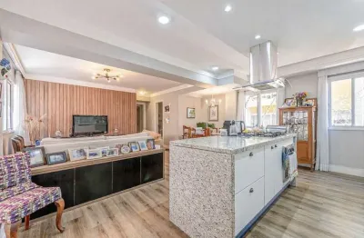 Apartamento com 3 quartos à venda na Rua Vasco da Gama, 1270, Rio Branco, Porto Alegre