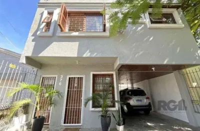 Casa com 4 quartos à venda na Rua Coronel Jaime da Costa Pereira, 376, Partenon, Porto Alegre