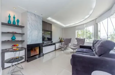 Casa alto padrão 3 dormitórios, 2 suítes, 4 banheiros, 4 vagas/box, bairro santo