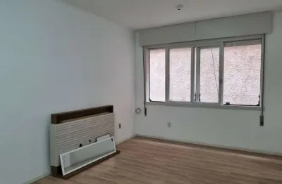 Apartamento semi mobiliado jk de 1 dormitório no bairro cidade baixa