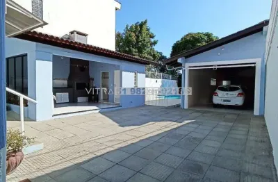 Casa com 4 quartos à venda na Rua Professor Clemente Pinto, 159, Medianeira, Porto Alegre