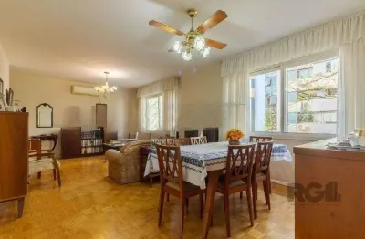 Apartamento 3 dormitórios à venda Petrópolis Porto Alegre/RS