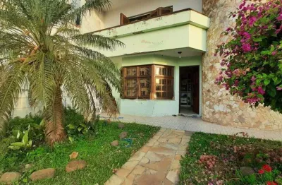 Casa com 3 quartos à venda na Rua Orfanotrófio, 1190, Santa Tereza, Porto Alegre