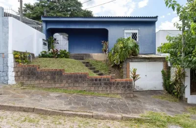 Casa com 4 quartos à venda na Rua Monte Castelo, 163, Cavalhada, Porto Alegre