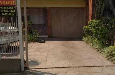 Casa comercial à venda na Avenida Protásio Alves, 9980, Morro Santana, Porto Alegre