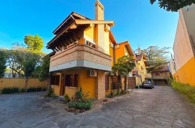 Casa Condominio com 3 dormitórios, sendo 1 suites, 2 vagas - Pedra Redonda