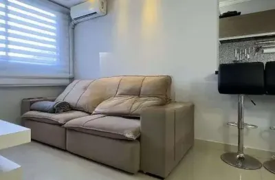 Apartamento com 2 quartos, vaga, elevador e piscina no bairro Nonoai