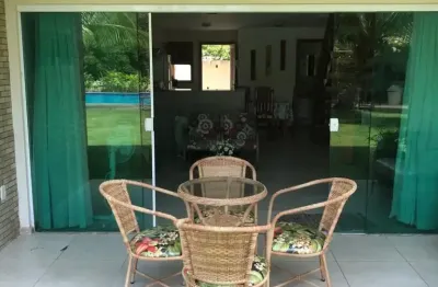 Onde a lagoa encontra o mar: sua refúgio de luxo com 4 suítes em itacimirim!