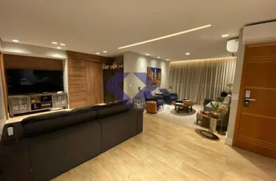 Apartamento a venda com 169m²  4 dormitórios 1 suíte e  2 vagas em moema