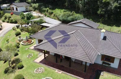 Casa com 4 quartos à venda na Rua 5, Alpes de Campos do Jordão, Campos do Jordão