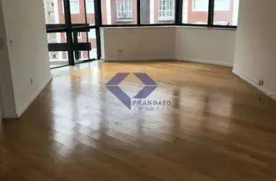 Apartamento a venda com 3 quartos 1 suíte e 2 vagas em moema