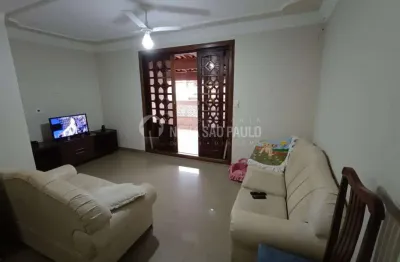 Casa com 3 quartos à venda no canhema, diadema , 196 m2 por r$ 650.000
