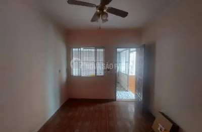 Casa com 2 quartos para alugar na Rua Antônio Pott, 141, Centro, Diadema, 80 m2 por R$ 1.700