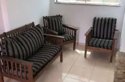 Oportunidade = prédio semi-novo/2 dormitórios/elevador/garagem