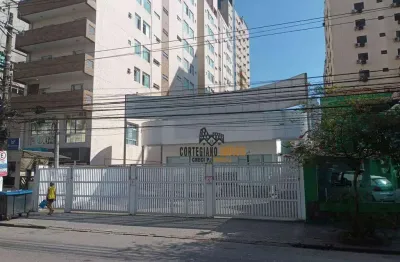 Casa comercial com 3 salas para alugar na Avenida Ana Costa, Gonzaga, Santos