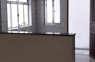 Casa com 2 quartos para alugar na Avenida Doutor Ulysses Guimarães, 275, Conceição, Diadema