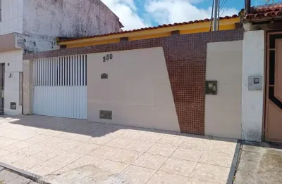 Casa com 5 quartos à venda na Rua Antônio do Nascimento Rodrigues, 250, Jabotiana, Aracaju