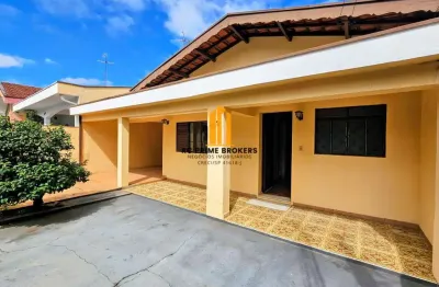 Casa com 3 quartos à venda na Rua Ângelo Capellato, Bela Vista, Valinhos