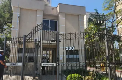 Vende _ se otimo apartamento em interlagos 3 quartos .