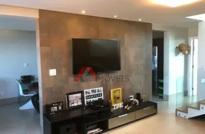 Linda casa, em cabo frio, para venda ou locação por temporada, 5 quartos, 4 suítes e 2 vagas de garagem.