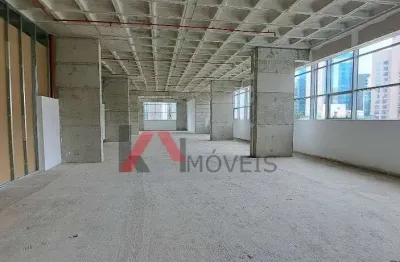 Sala comercial com 8 salas para alugar em Boa Viagem, Belo Horizonte , 684 m2 por R$ 75.000