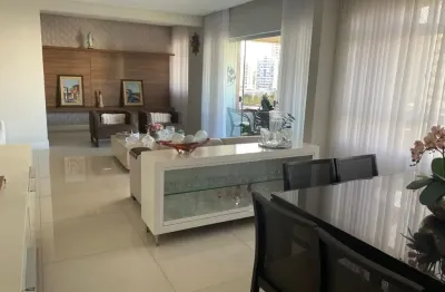 Apartamento à venda de 183 m2 com 4 quartos com 3 suítes no itaigara