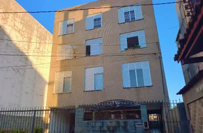 Apartamento à venda de 70 m2 com 2 quartos e dependência completa no matatu