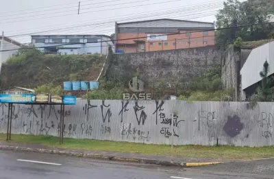 Terreno à venda na Avenida Ruben Bento Alves, 1408, Sagrada Família, Caxias do Sul