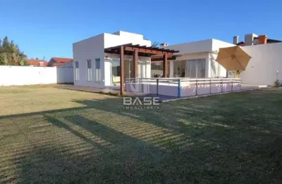 Casa com 1 quarto à venda na Rua Das Camélias, Centro, Xangri-Lá