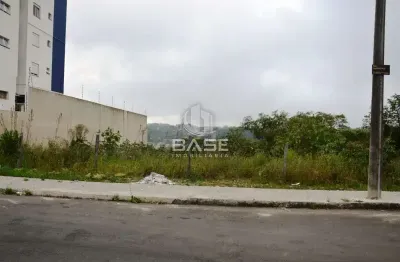 Terreno à venda no Planalto, Caxias do Sul 