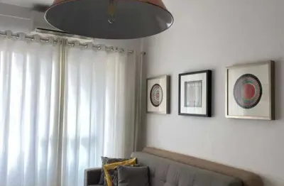 Apartamento na zona sul em ótima localização, sendo 2 dormitórios, com 1 suíte